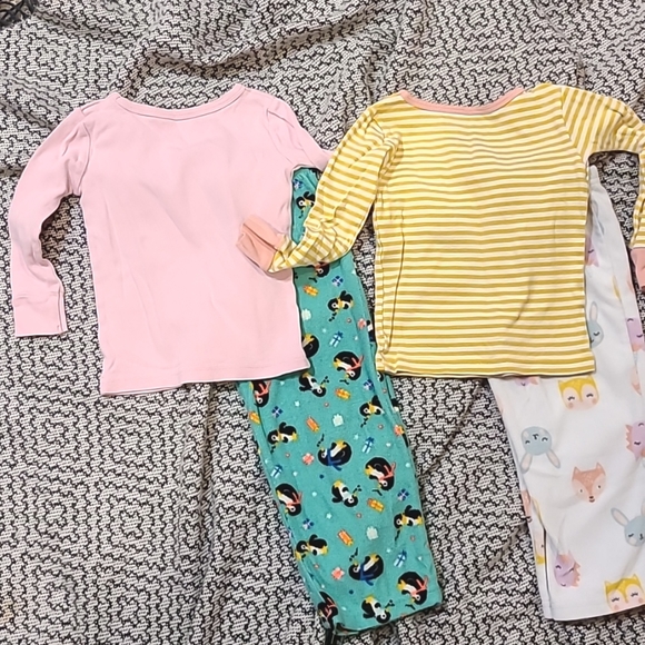 Set of 2 Carter's Fleece Pajamas Size 2 - Picture 6 of 6